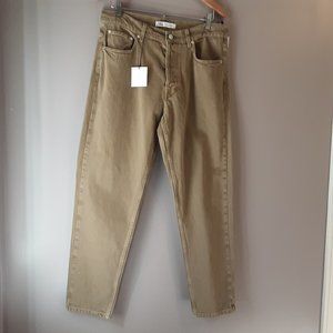 NWOT. Zara Men's Essential Tan Khaki Jeans | 32-34